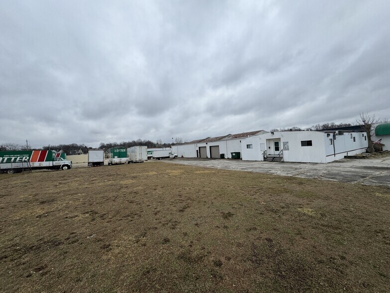 More Photos Of 905 Miami St, Akron Warehouse For Sale