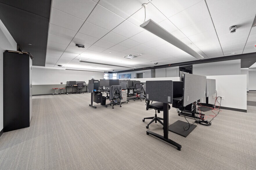 More Photos Of 7620 Guadalupe St, Austin Office For Lease