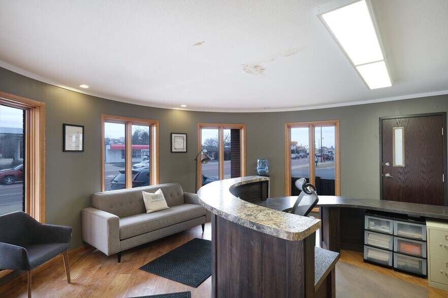 More Photos Of 931 Madison Ave, Mankato Office Residential For Lease