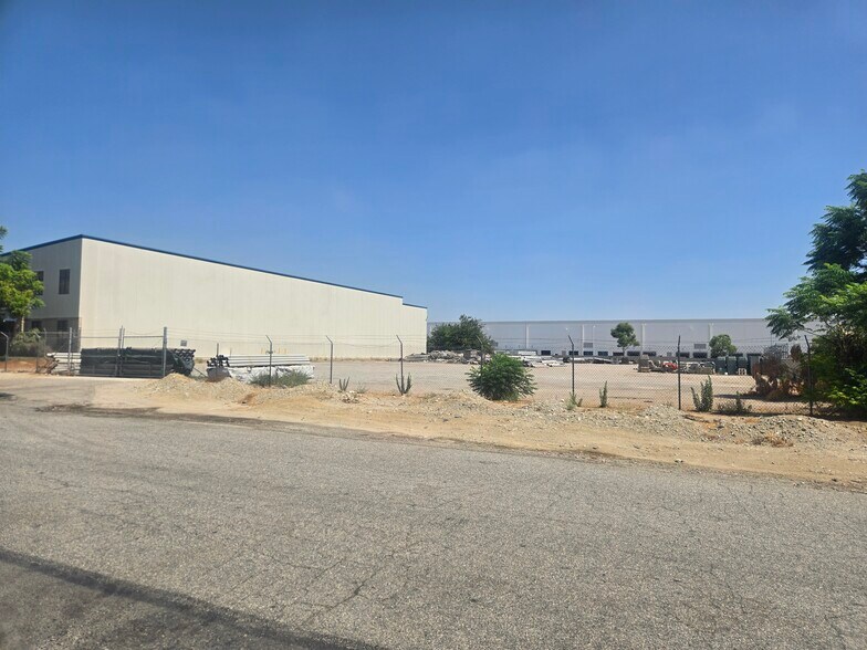 More Photos Of 10409 Alder Ave, Bloomington Warehouse For Sale