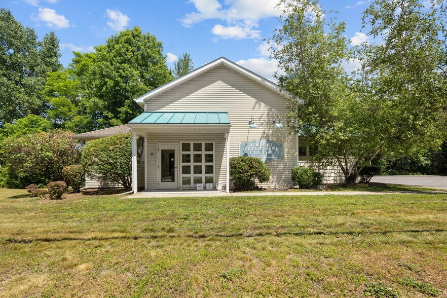 More Photos Of 11 Airport Dr, Wappingers Falls Medical For Sale