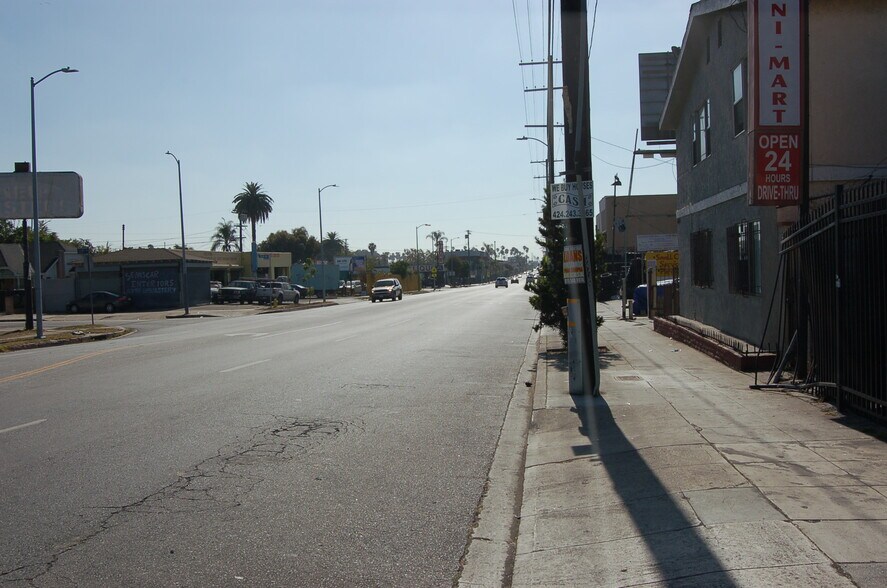 More Photos Of 3020 W Slauson Ave, Los Angeles Freestanding For Sale