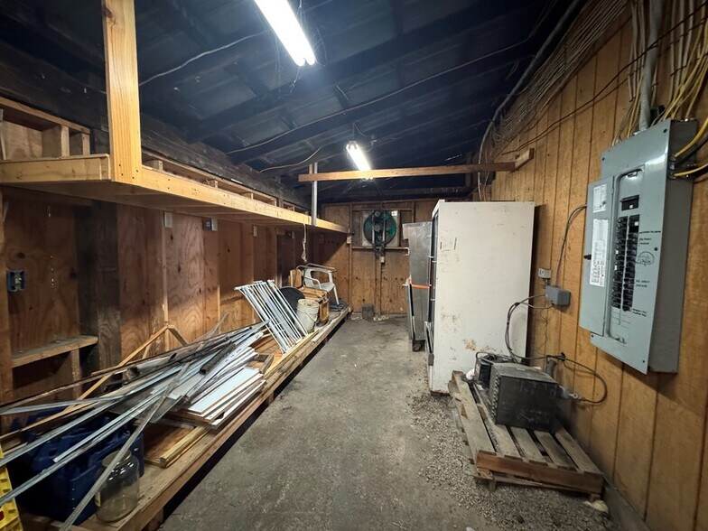 More Photos Of 563 James Monroe Ave, Monroeton Apartments For Sale