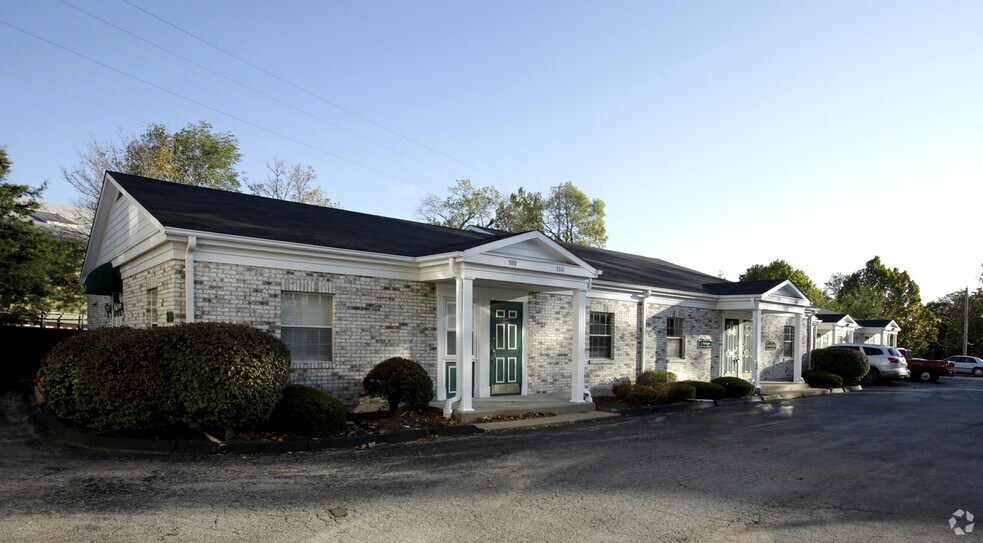 More Photos Of 910 S Kirkwood Rd, Kirkwood Loft Creative Space For Sale