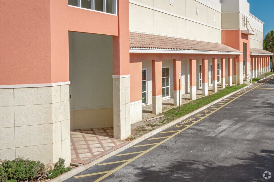 More Photos Of 791 Park of Commerce Blvd, Boca Raton Office For Lease