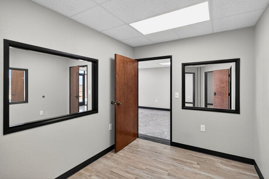 More Photos Of 16751 W Basin St, Odessa Warehouse For Lease
