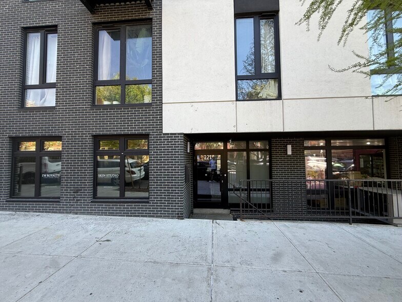 More Photos Of 2175 Bergen St, Brooklyn Apartments For Lease
