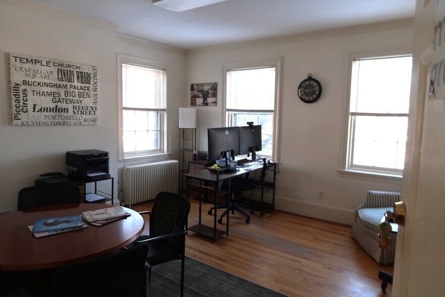 More Photos Of 74 Winthrop St, Augusta Office For Sale