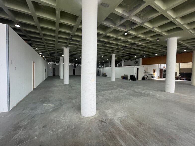 More Photos Of 111 Lafayette Ave, White Plains Warehouse For Lease