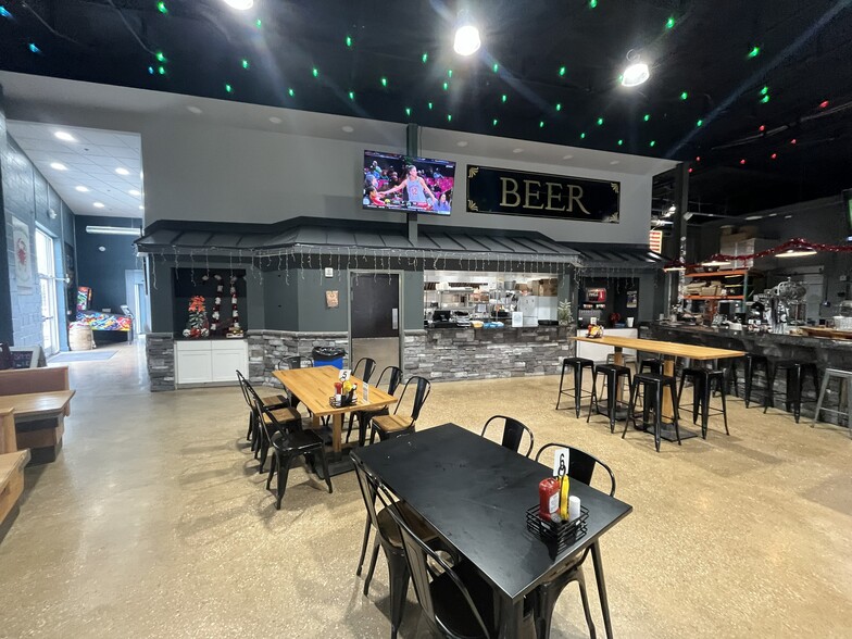 More Photos Of 325 Front St, Perryville Restaurant For Sale