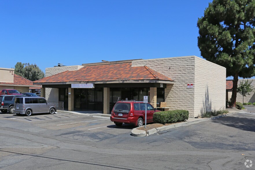 More Photos Of 3846-3882 Mission Ave, Oceanside Unknown For Lease