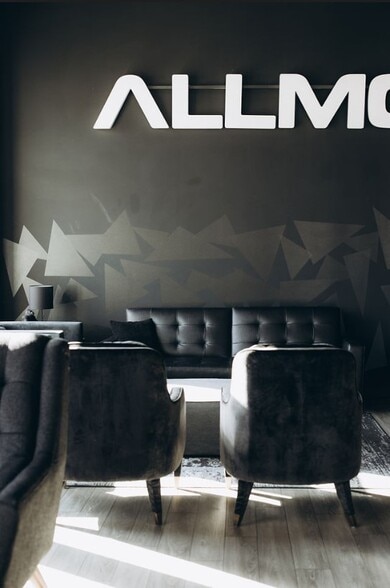 More Photos Of 2411 Kiesel Ave, Ogden Office For Sale