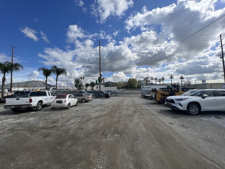 More Photos Of 695 W La Cadena Dr, Riverside Land For Sale