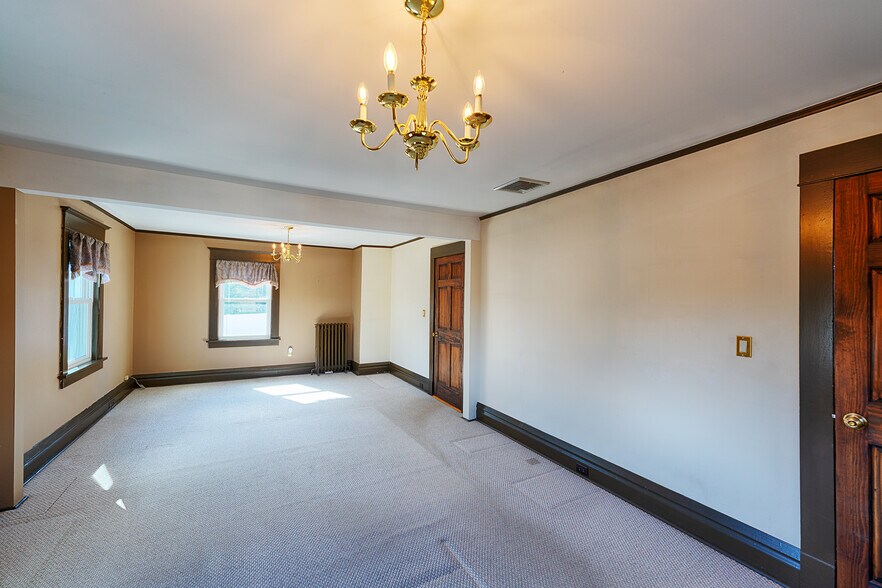 More Photos Of 105 Gleneida Ave, Carmel Office For Sale