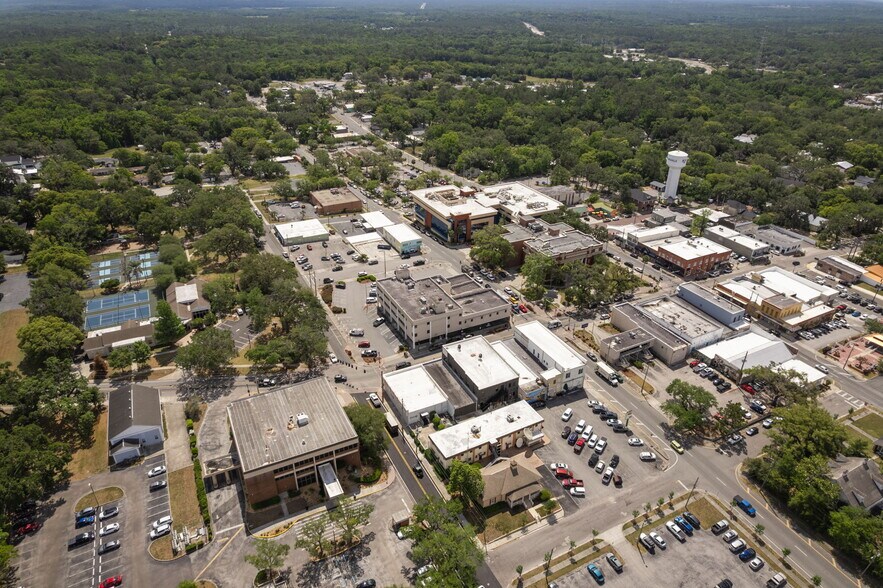 More Photos Of 315 Howell Ave, Brooksville Loft Creative Space For Sale