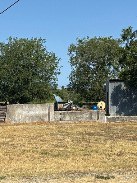 More Photos Of 5440 TX-123 Bypass South, Seguin Industrial For Sale