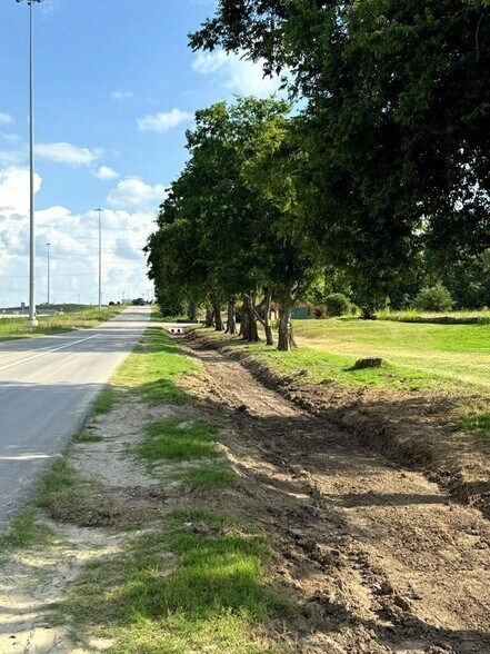 More Photos Of TBD Gateway Drive Unit#Lots 22-26, Sherman Land For Sale