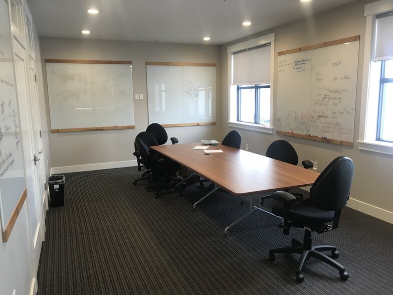 More Photos Of 426 E 1750 N, Vineyard Warehouse For Lease