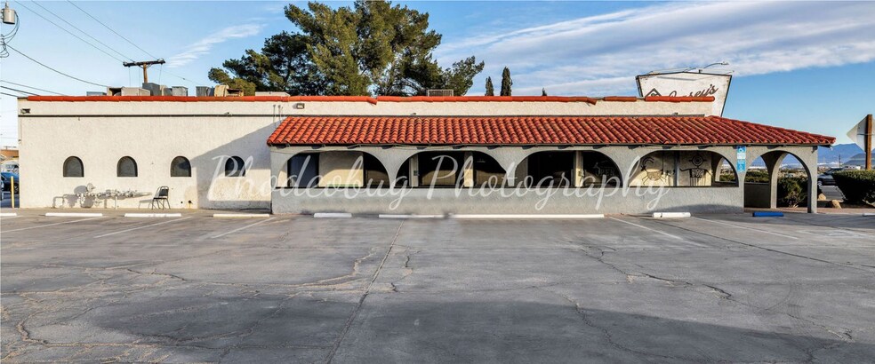 Primary Photo Of 1337 N China Lake Blvd, Ridgecrest Restaurant For Lease