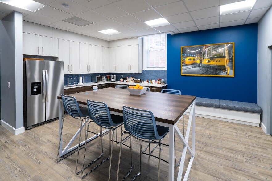 More Photos Of 14 Fairmount Ave, Chatham Office For Lease