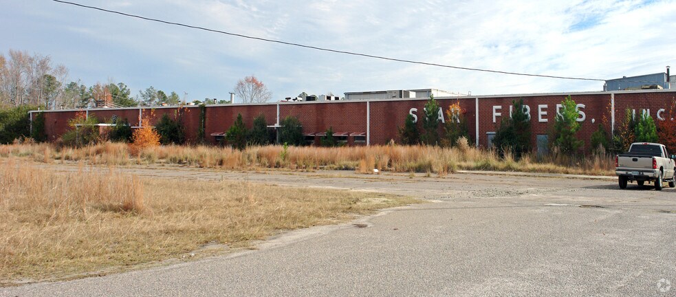 More Photos Of 150 Star Rd, Edgefield Warehouse For Sale