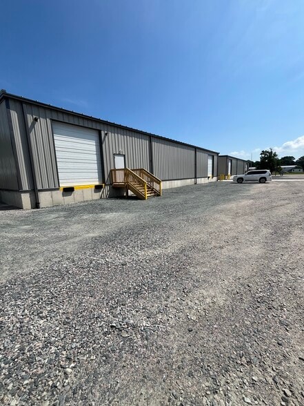 Primary Photo Of 6300 US Highway 64, Manns Harbor Warehouse For Lease