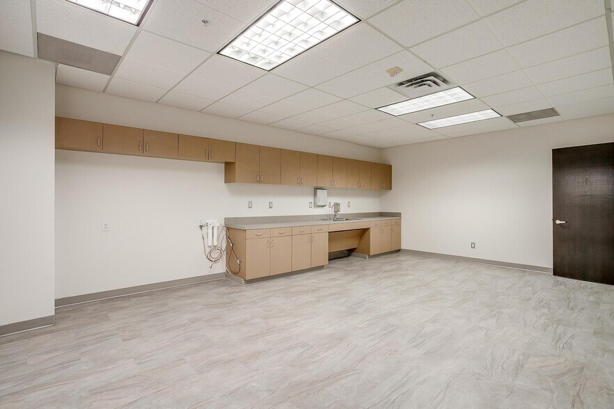 More Photos Of 501-509 Main St, Fort Worth Office For Lease