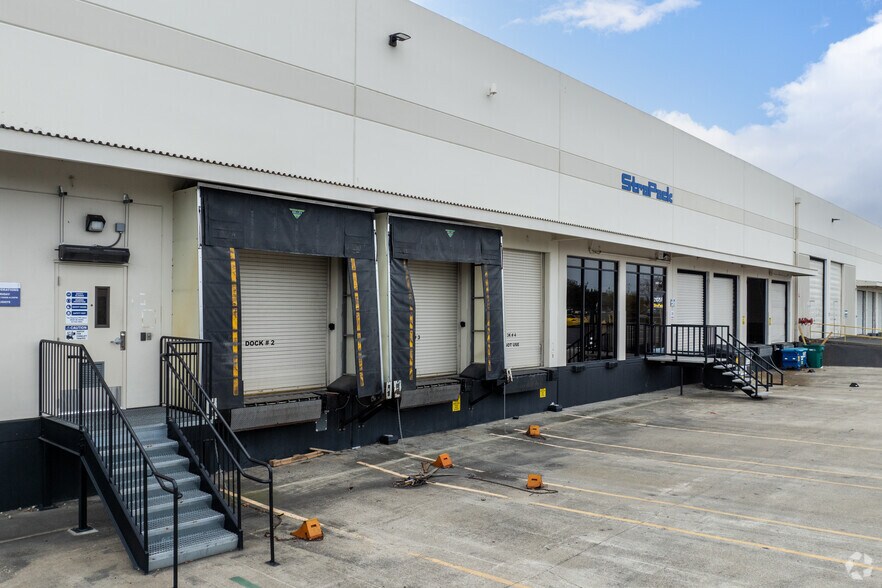 More Photos Of 21053-21075 Alexander Ct, Hayward Warehouse For Lease