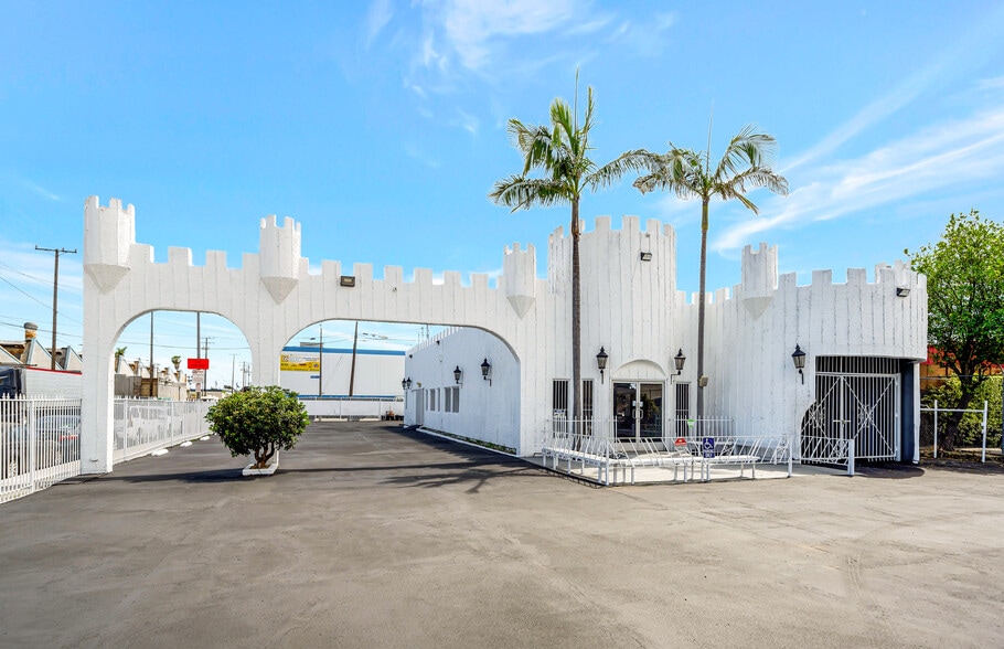 More Photos Of 1500 W Pacific Coast Hwy, Long Beach Carwash For Sale