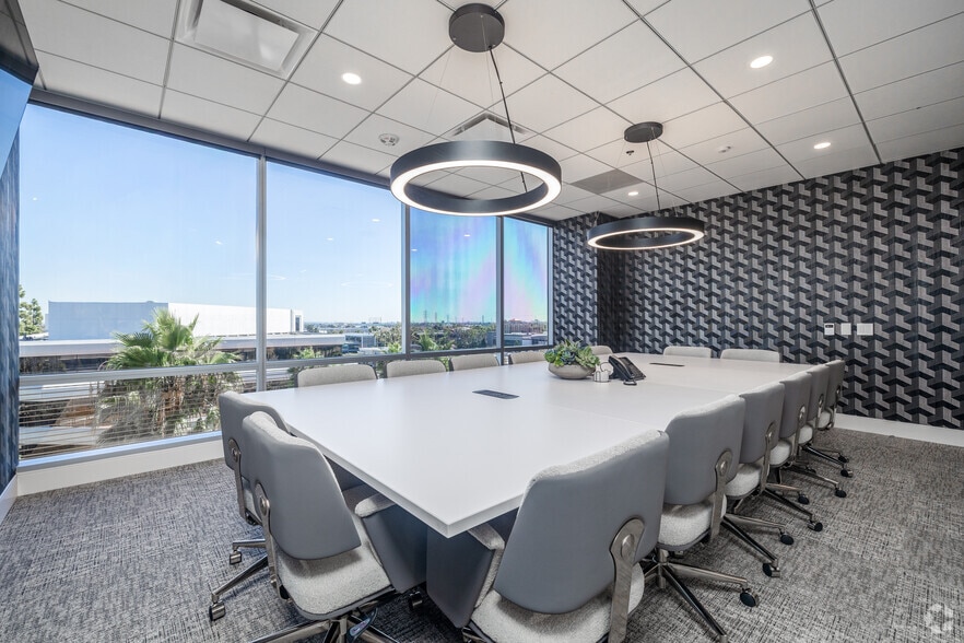 More Photos Of 2301-2321 Rosecrans Ave, El Segundo Office For Lease