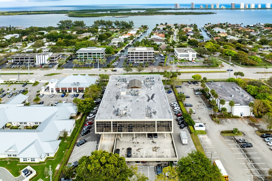 More Photos Of 631 US Highway 1, North Palm Beach Office For Sale