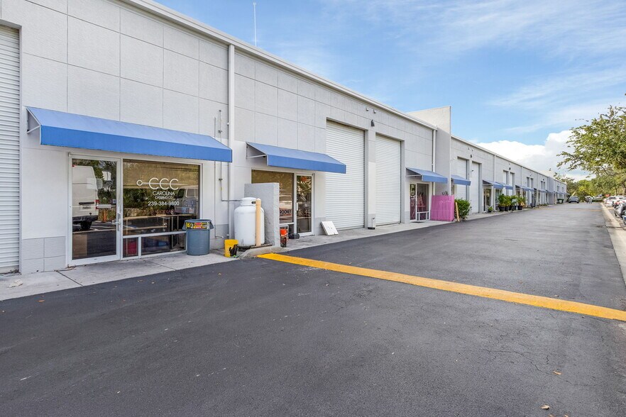 More Photos Of 4110 Enterprise Ave, Naples Unknown For Lease