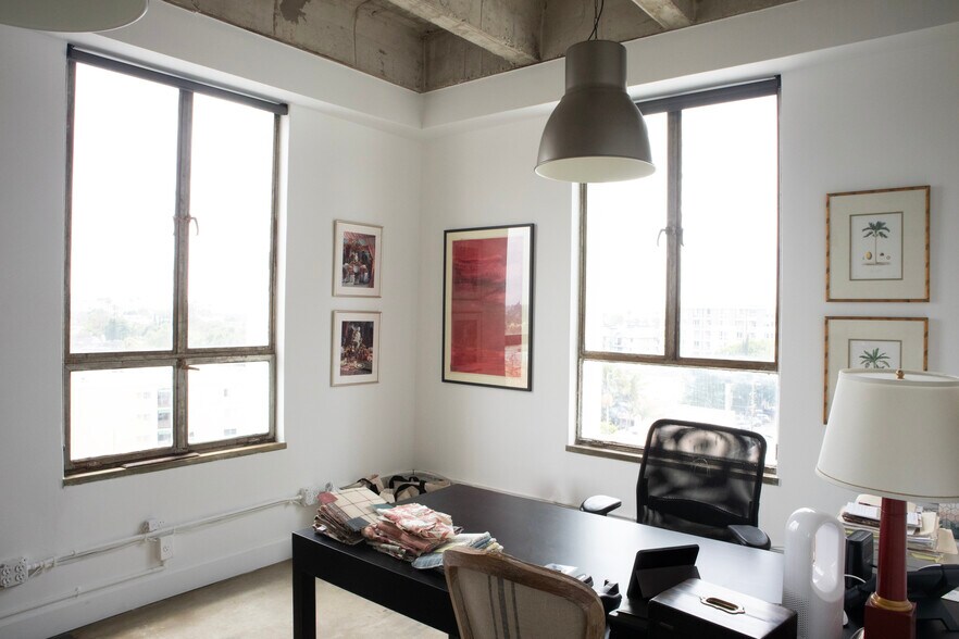 More Photos Of 5400-5420 Wilshire Blvd, Los Angeles Loft Creative Space For Lease