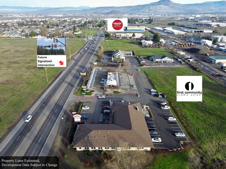 More Photos Of 1710 E Pine, Central Point Medical For Lease