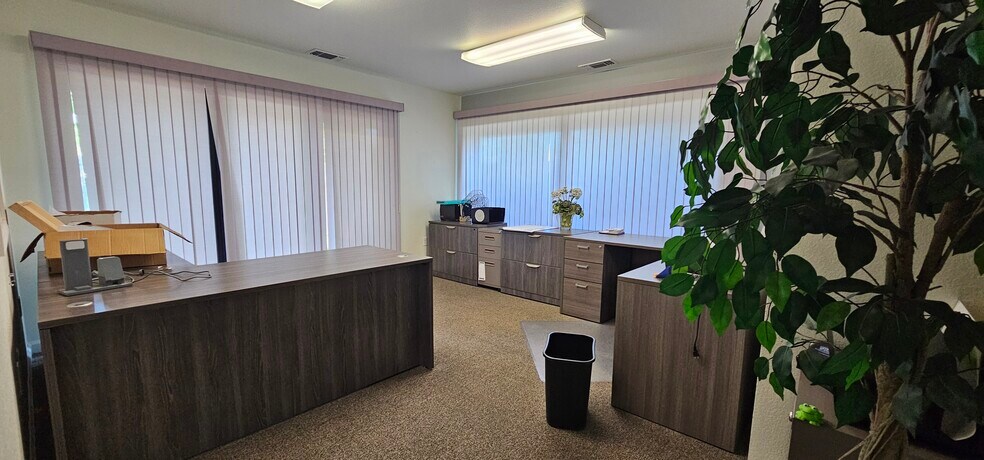 More Photos Of 1425 Butte House Rd, Yuba City Office For Lease