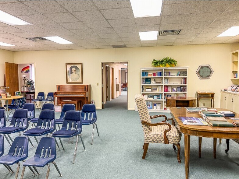 More Photos Of 2506 Shepherds Gln, Wichita Falls Daycare Center For Lease