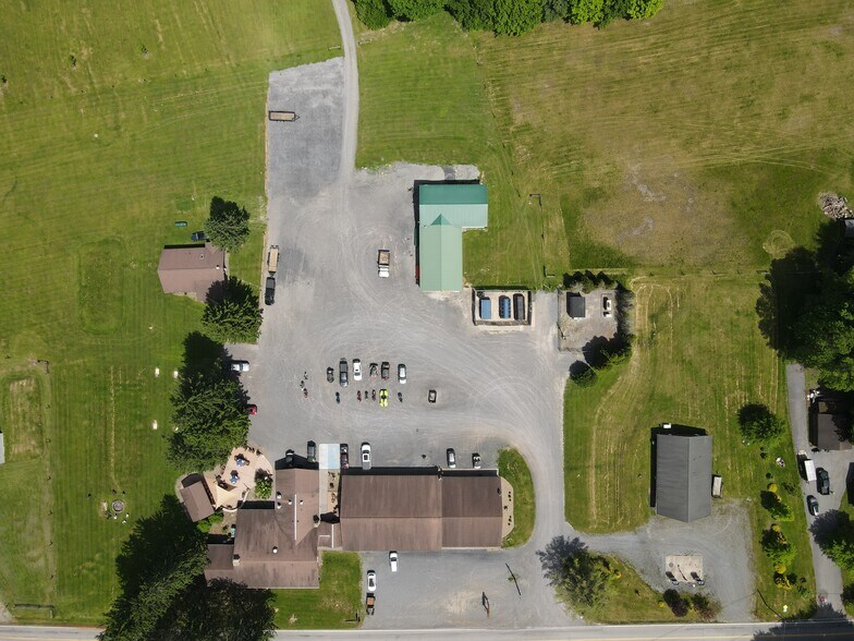 More Photos Of 32600 N State Route 44, Slate Run Hotel For Sale