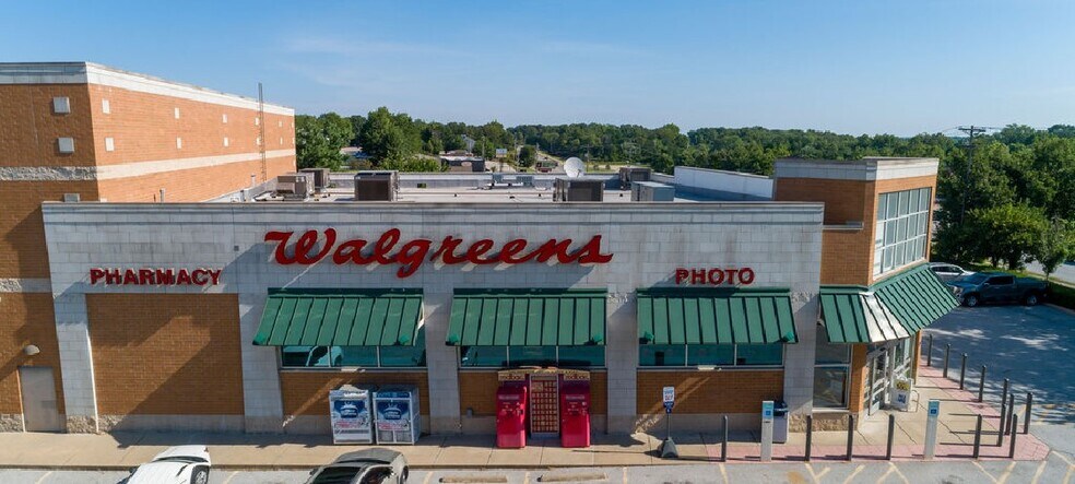 More Photos Of 2750 E Mission Blvd, Fayetteville Drugstore For Sale