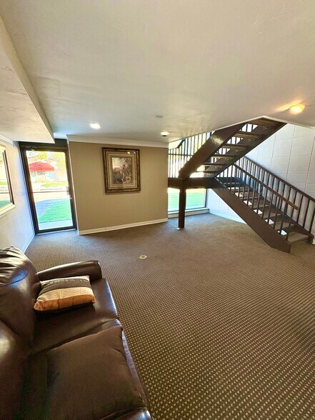 More Photos Of 206-210 12th Ave Rd, Nampa Medical For Lease