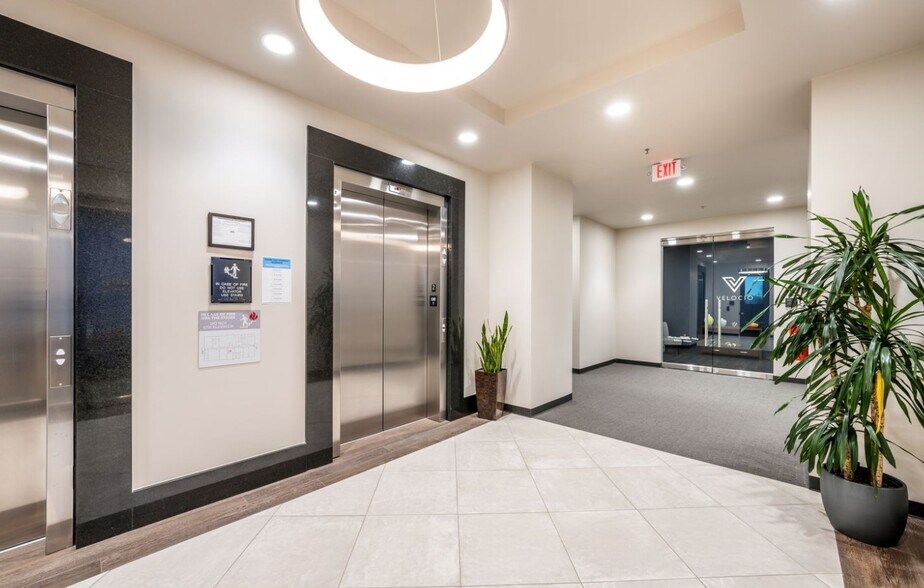 More Photos Of 3239 N Loop 1604, San Antonio Office For Lease