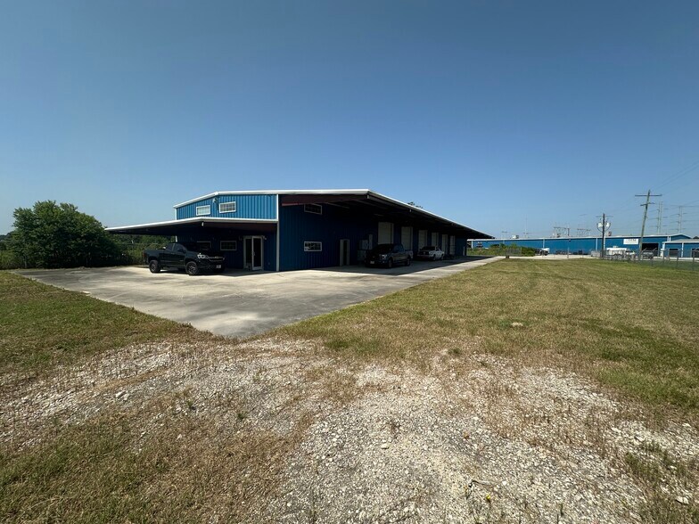 More Photos Of 12630 US-59, Splendora Industrial For Lease