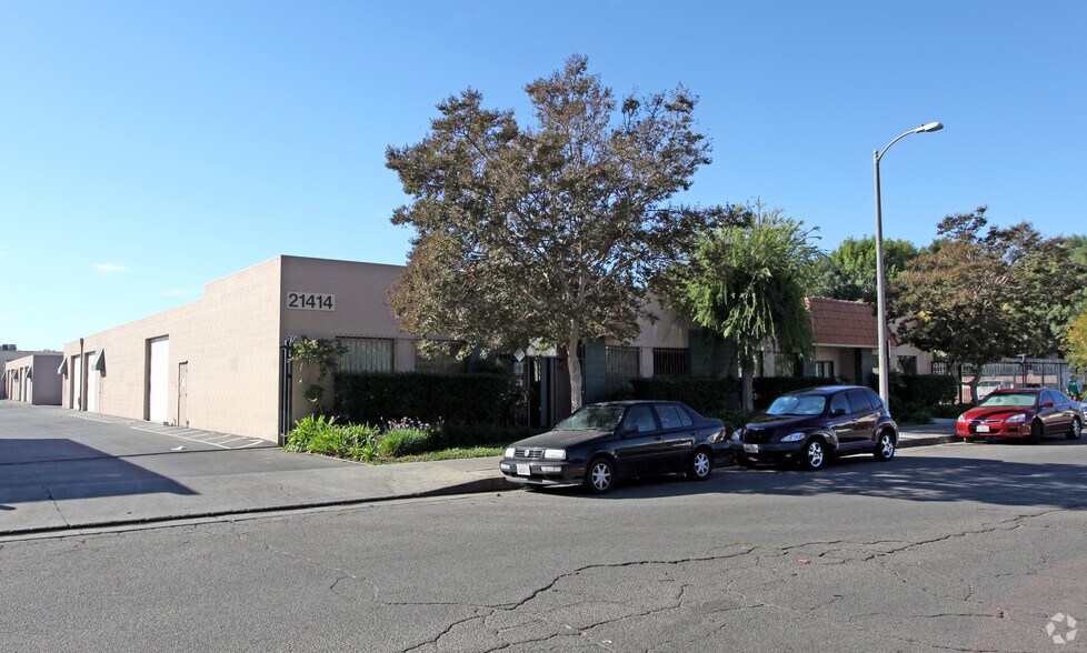 Primary Photo Of 21414-21416 Chase St, Canoga Park Warehouse For Lease