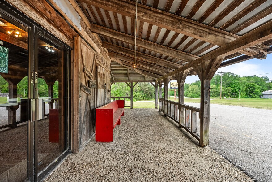 More Photos Of 2350 Squire Boone SW rd, Mauckport General Retail For Lease