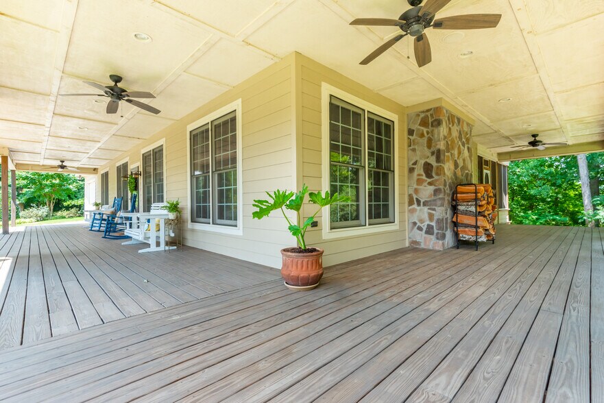 More Photos Of 565 Owens Gin Rd NE, Calhoun Lodge Meeting Hall For Sale