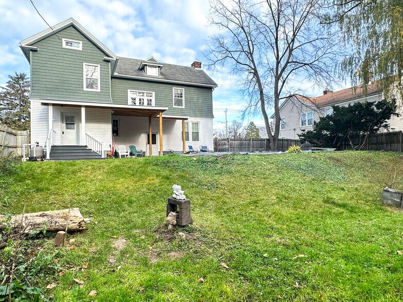 More Photos Of 2505 Genesee St, Utica Medical For Sale