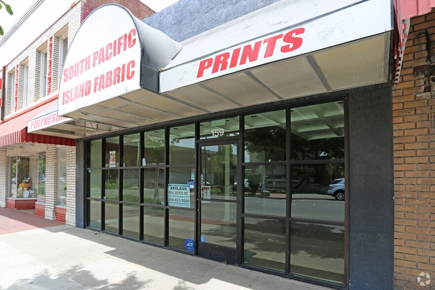 More Photos Of 159 W Yosemite Ave, Manteca Storefront For Lease