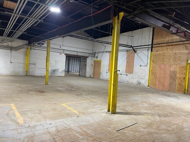 More Photos Of 600 S Brandywine Ave, Downingtown Manufacturing For Lease