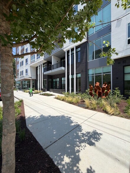 More Photos Of 912 2nd Ave N, Nashville Coworking Space