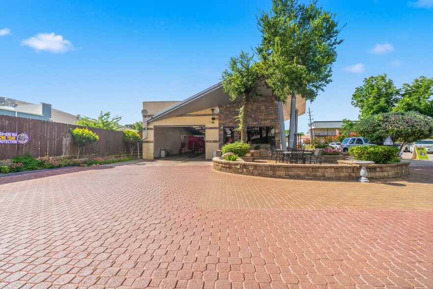 More Photos Of 3211 Fm-1960 Rd, Houston Carwash For Sale