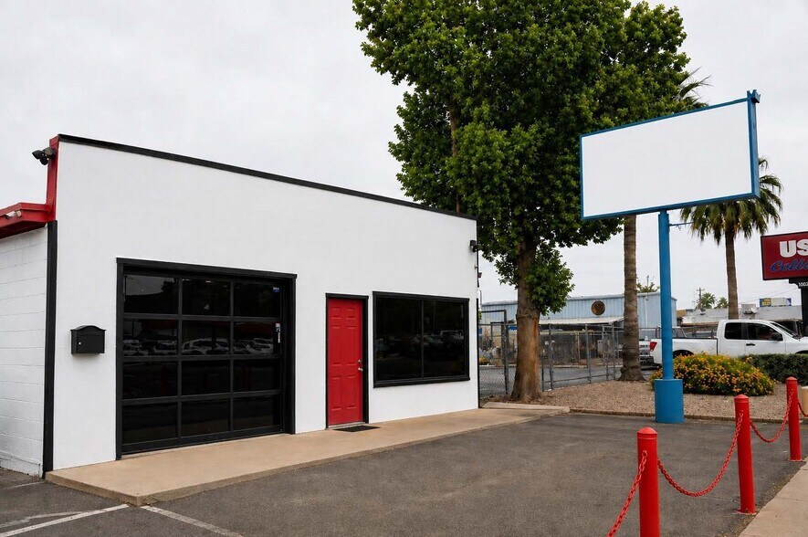 Primary Photo Of 10016 N Cave Creek Rd, Phoenix Warehouse For Lease